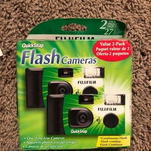 Disposable camera set of 2